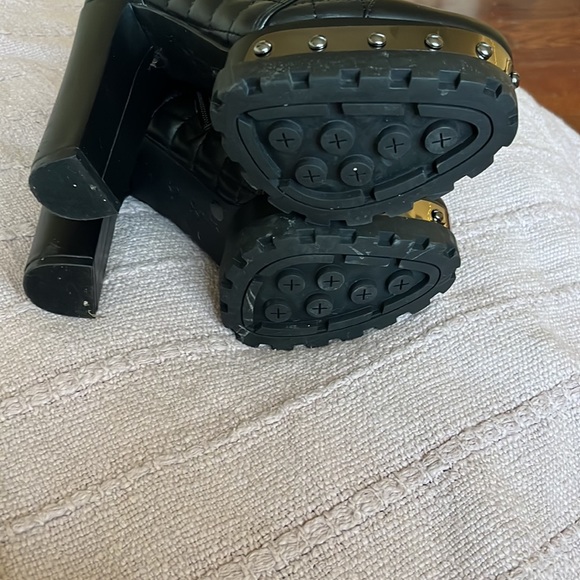 NWT. Size 9 Jessica Simpson black boots. - Picture 2 of 4